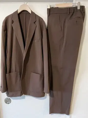 RAXA 셋업 수트 (브라운)