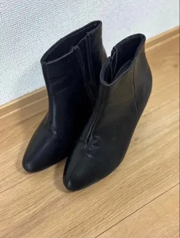 루리 엠플러스 합성 피혁 앵클부츠 지퍼 포함 여성용 블랙 L