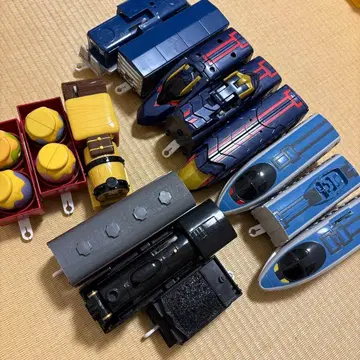 프라레일 기차 4개 신카리온 1개