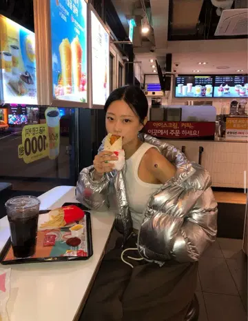 amood 실버 다운 자켓