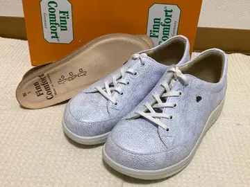 독일제 깔창 포함 여성용 핀 컴포트 가죽 스니커즈 24.5cm