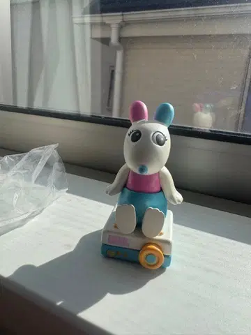 Sonny angel secret robby home sweet home