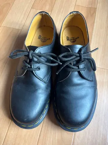 닥터 마틴 블랙 레이스업 슈즈 24cm