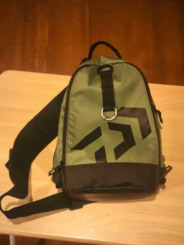 다이와 원 숄더백 그린 낚시 가방