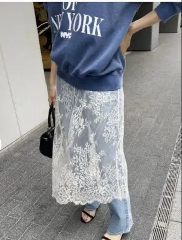 리버 레이스 슬리브리스 튜닉