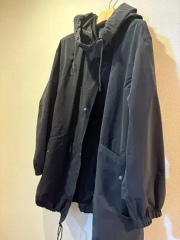 spick & span 2024 P/Ny 발수 스노우 카모 후드티 코트