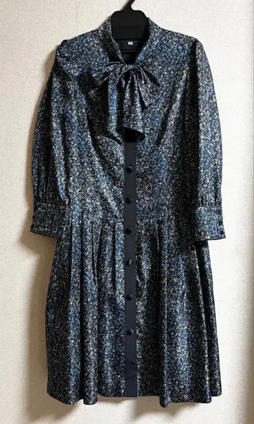 엠즈 그레이시 리본 포함 블루 계열 패턴 원피스