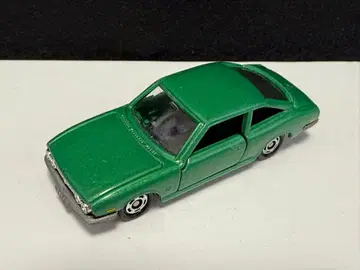 토미카 이스즈 117 쿠페