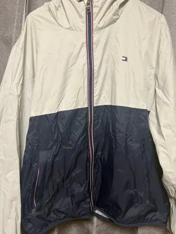 Tommy Hilfiger 후드 부착 나일론 자켓