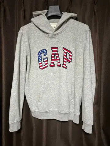GAP 미국 국기 디자인 후드티 그레이