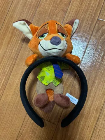 닉 와일드 헤어밴드