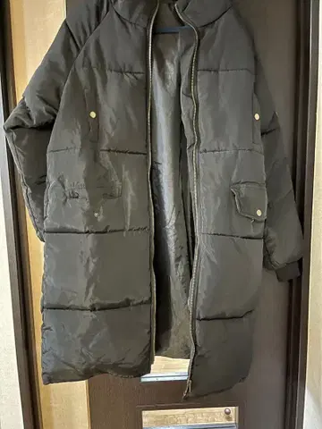 여성용 블랙 다운 자켓 프론트 포켓 부착 XL 사이즈