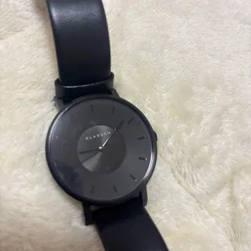 KLASSE14 Volare 블랙 가죽 손목시계