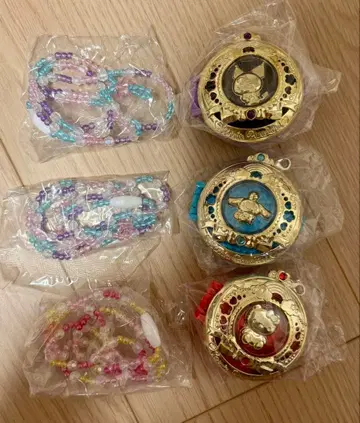 산리오 퓨로랜드 한정판 컴팩트