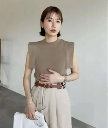 [ 새상품급 ] CLANE SQUARE SLEEVE KNIT TOPS