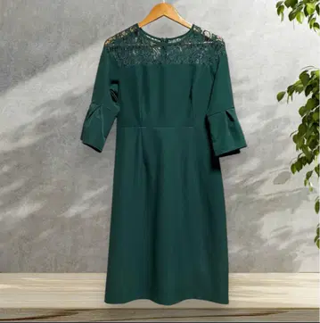 다크 그린 레이스 디테일 드레스 L 사이즈