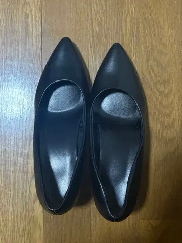 블랙 펌프스 하이힐 23.5cm