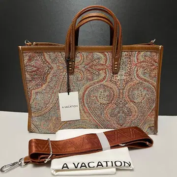 새상품 A VACATION 아 바케이션 BREAD M 2way 토트백