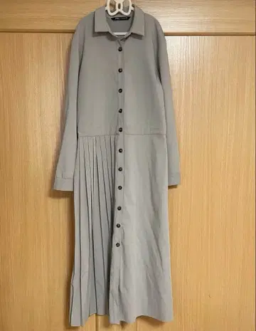 새상품급 ZARA 자라 레이온 롱 셔츠 원피스 플리츠 카키