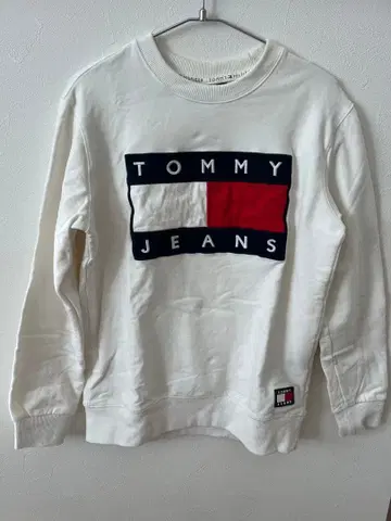 TOMMY JEANS 화이트 트레이닝복