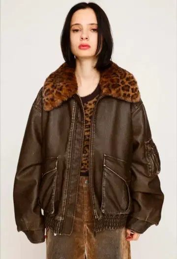 SLY washed Puffer 블루종