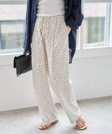 Spick and Span 도트 프린트 이지 스트레이트 팬츠 36