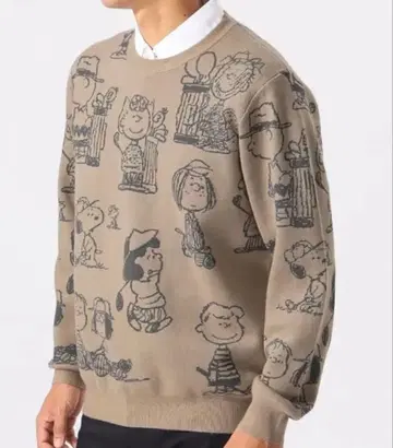 스누피 프린트 스웨터 베이지
