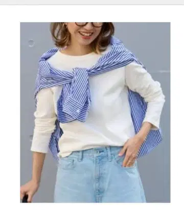 [새상품급] FRAMeWORK 핀빼기 래글런 롱T 화이트