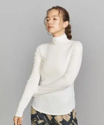 뷰티 앤 유스 베어 플라이 스타 터틀넥 티셔츠 미사용 새상품