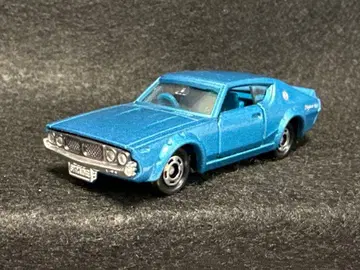 토미카 스카이라인 2000 GT