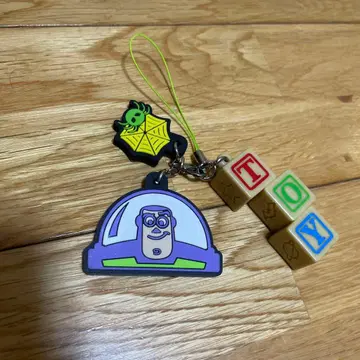 버즈 라이트이어 스트랩 포함 키링