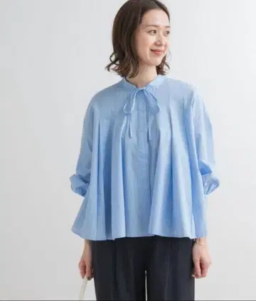 어반 리서치 도어스 스트라이프 리본 플레어 블라우스 색스 블루 색