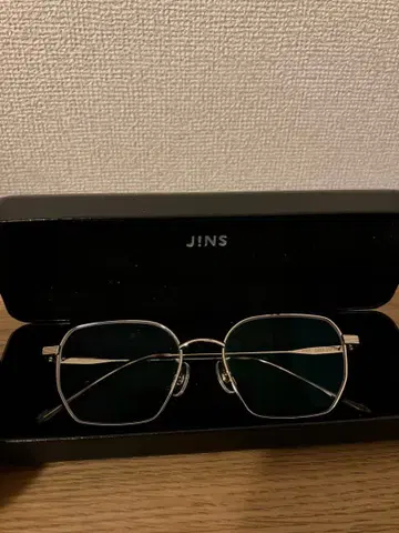 JINS 골드 프레임 안경