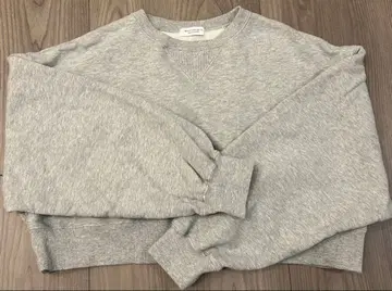 그레이 크롭 맨투맨 벌룬 슬리브