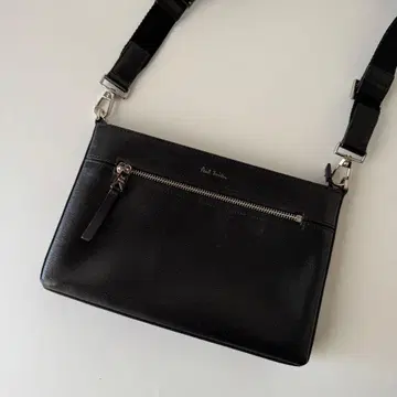 [ 새상품급 ] 최근 모델 폴스미스 스트로 그레인 가죽 숄더백