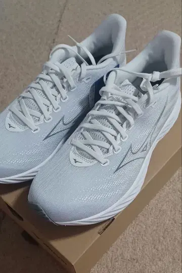 [ 새상품 ] MIZUNO WAVE RIDER 28 러닝화 27.0cm