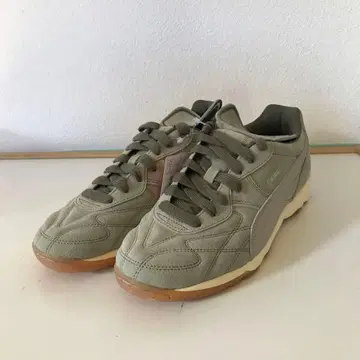 새상품 택 포함 푸마 남성용 스니커즈