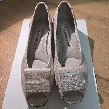 네이비 컴포지션9 비쥬 장식 베이지 오픈토 펌프스 23.0