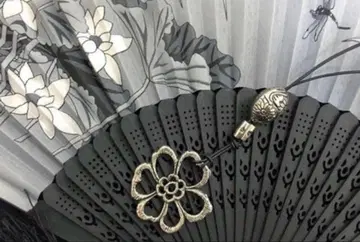 MIAE 미아이 플라워 목걸이