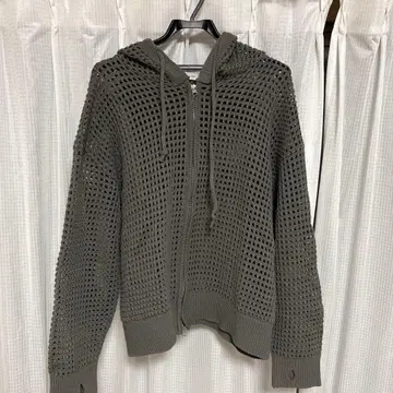 WEEKEND 메쉬 편직 후드 부착 후드티 그레이