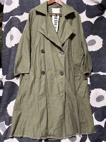 MEDE19f 올리브 그린 더블 브레스트 롱 코트