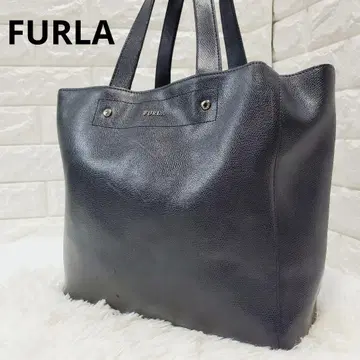 [ 세일 중 ] FURLA 훌라 토트백 블랙 가죽 A4 수납 출퇴근 통학