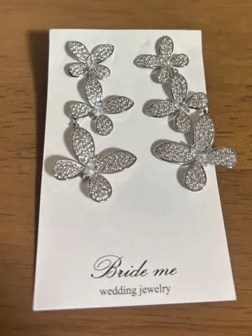 [ Bride me ] 버터플라이 귀걸이