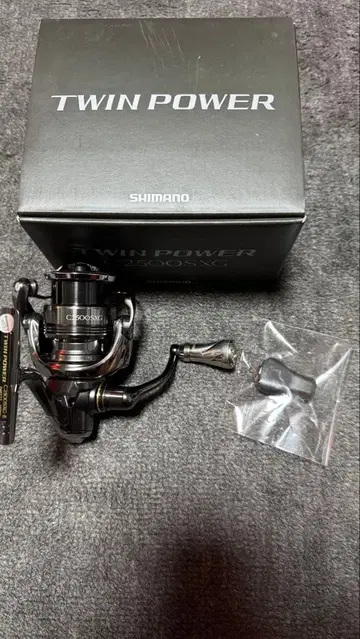 시마노 24 파워 트윈 C2500SXG