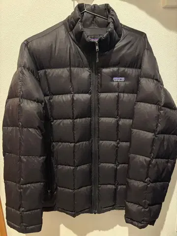 Patagonia 다운 자켓 블랙