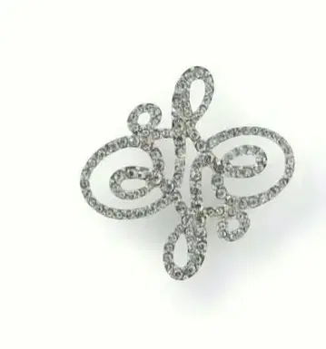 이번 달 17600엔에 매장에서 구매한 아나이 로고 모티브 비즈 브로치