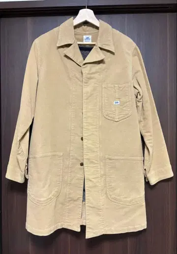 Lee 저널 스탠다드 하프 코트