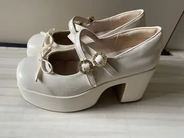 evelyn 화이트 플랫폼 힐