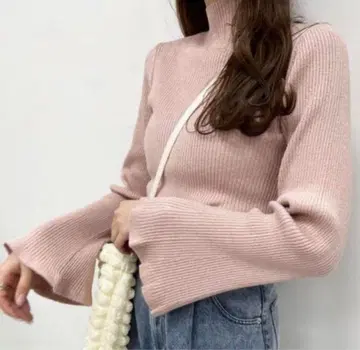 라메 플레어 핏 리브 니트 Heather 핑크 라메 니트