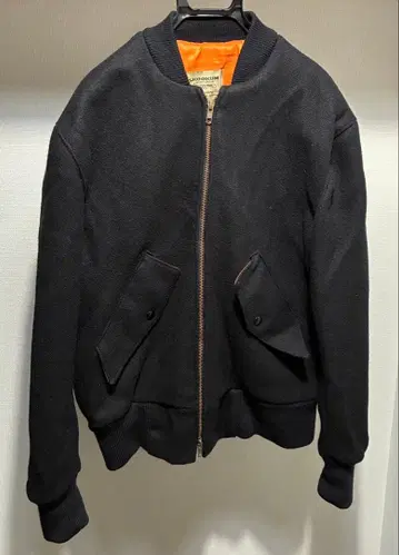 USA제 SKOOKUM 스쿠컴 어반 리서치 별주 MA-1 바시티 자켓